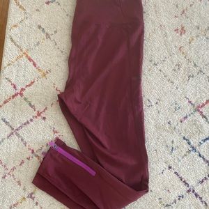 Fabletics Trinity High-Waisted Utility Legging